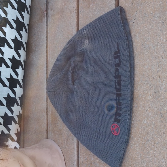 MAGPUL Unisex Gray Black Skull Beanie One-Size - Picture 2 of 6